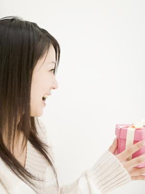 小林千恵作の器を購入する事ができる