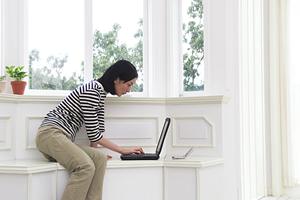 高品質なホログラムシートの選び方と活用術｜シートで叶えるオリジナルクラフトの魅力